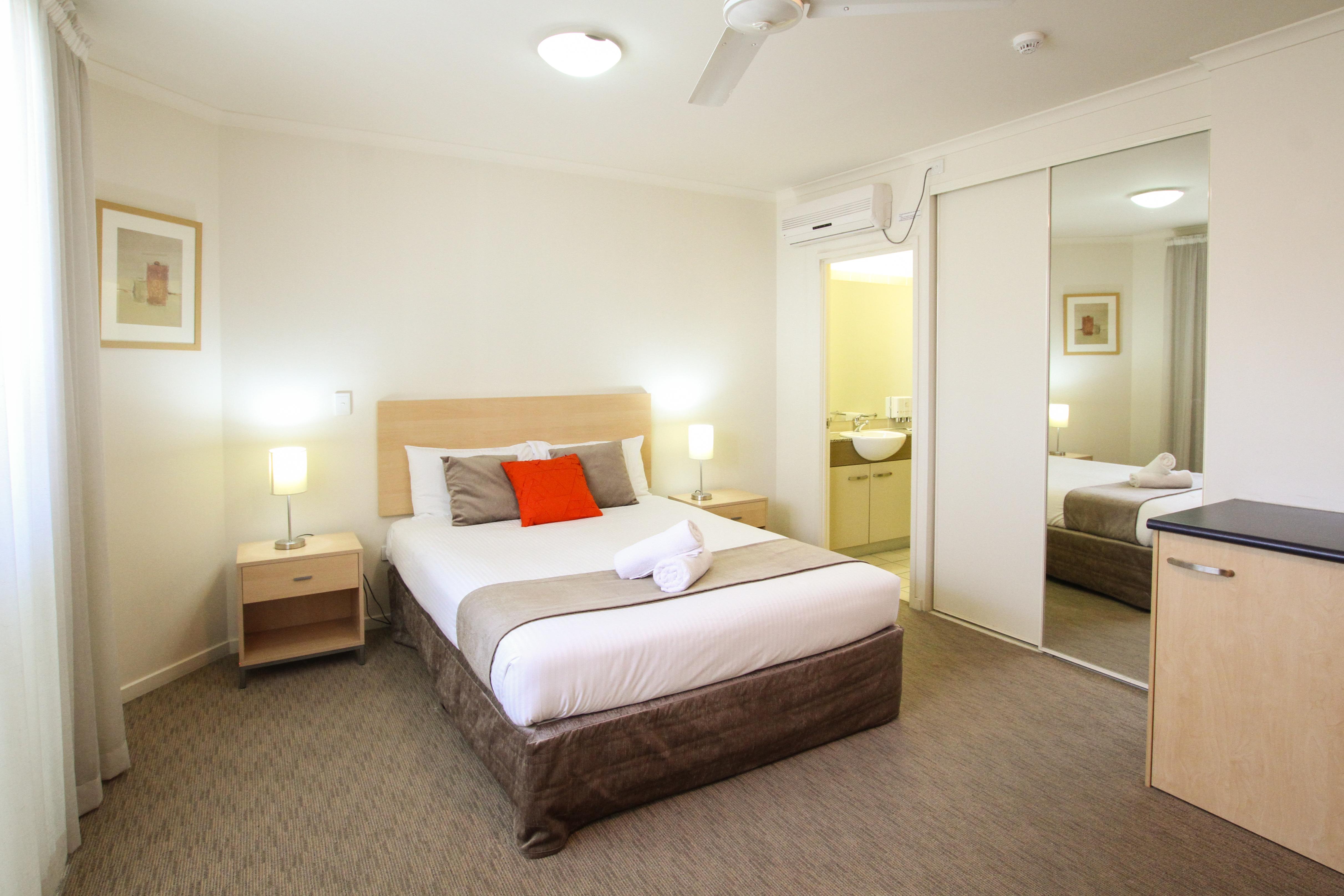 Caloundra Central Apartment Hotel Official Eksteriør billede