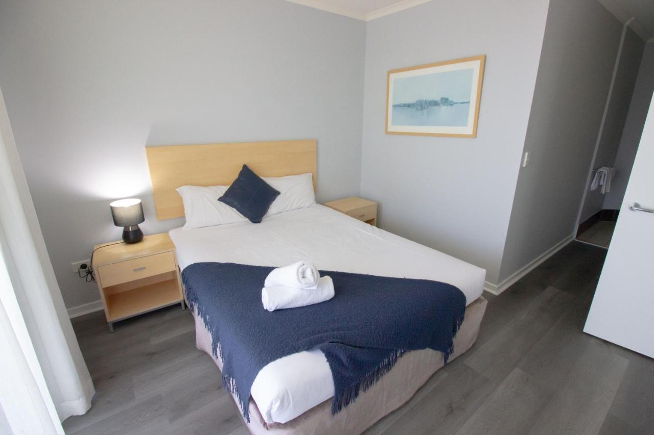 Caloundra Central Apartment Hotel Official Eksteriør billede