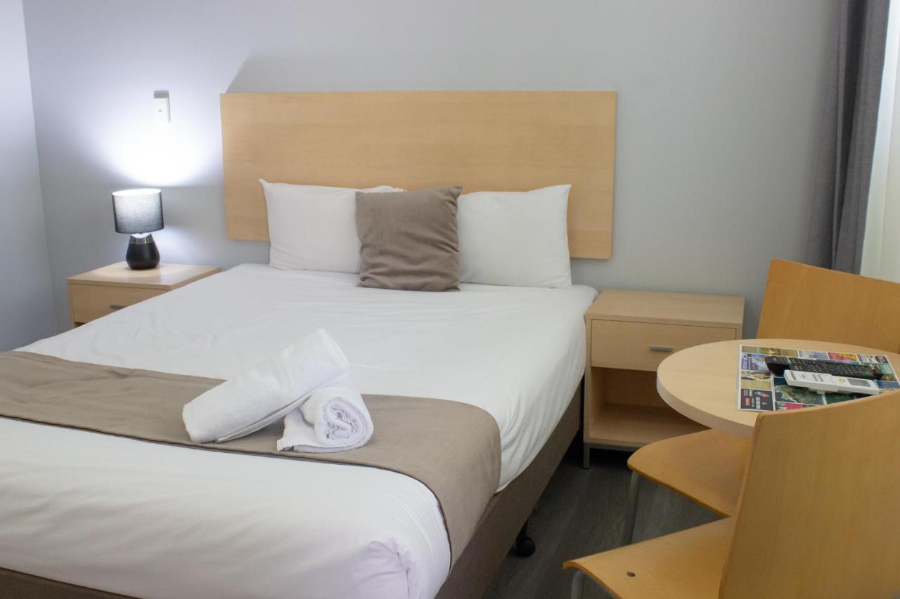 Caloundra Central Apartment Hotel Official Eksteriør billede